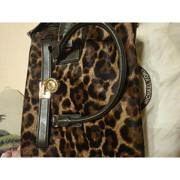 Michael Kors Hamilton Leopard Calf Hair Bag - Picture 3 of 8
